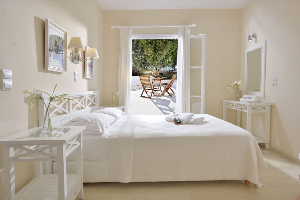 Erato Hotel Mykonos — Hotel rooms in Ornos, South Aegean