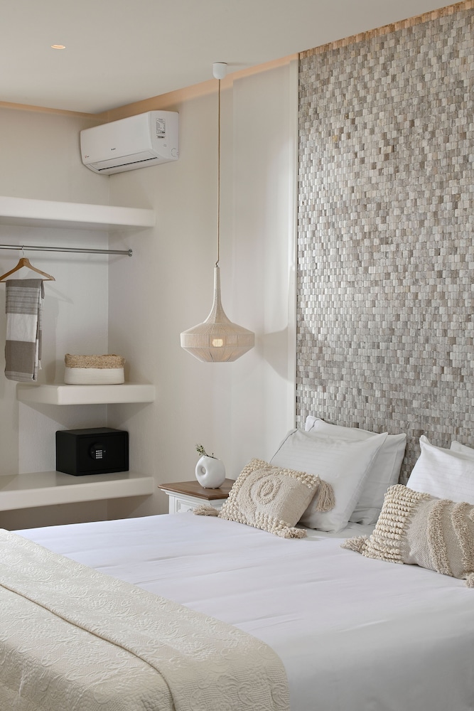 Erato Hotel Mykonos — Hotel rooms in Ornos, South Aegean
