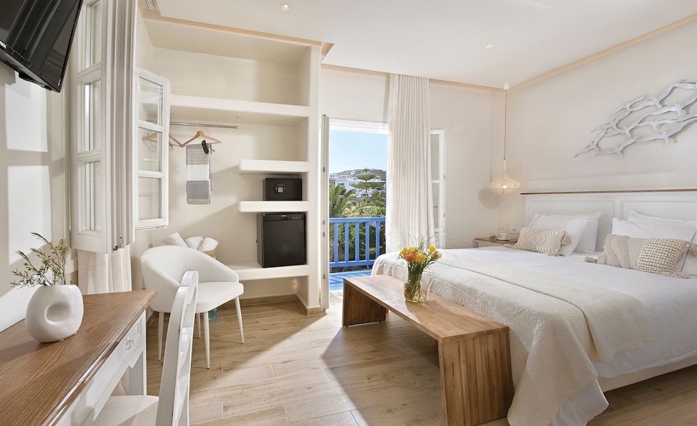 Erato Hotel Mykonos — Hotel rooms in Ornos, South Aegean