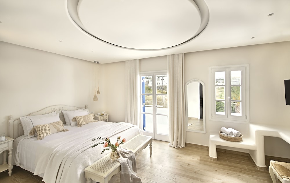 Erato Hotel Mykonos — Hotel rooms in Ornos, South Aegean
