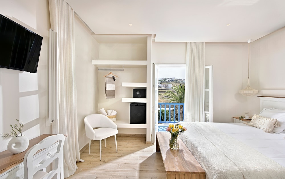 Erato Hotel Mykonos — Hotel rooms in Ornos, South Aegean
