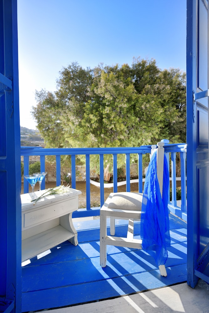 Erato Hotel Mykonos — Hotel rooms in Ornos, South Aegean