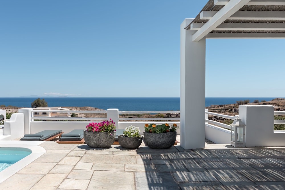 Anema Boutique Hotel & Villas Santorini — Hotel building in Imerovigli, South Aegean