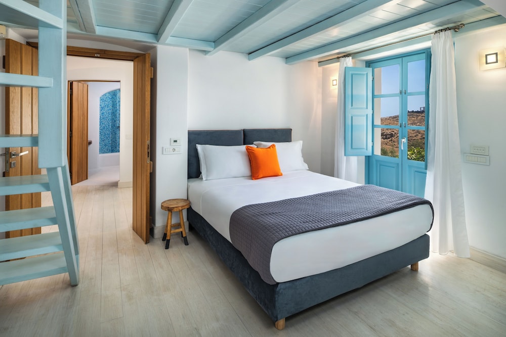 Anema Boutique Hotel & Villas Santorini — Hotel rooms in Imerovigli, South Aegean