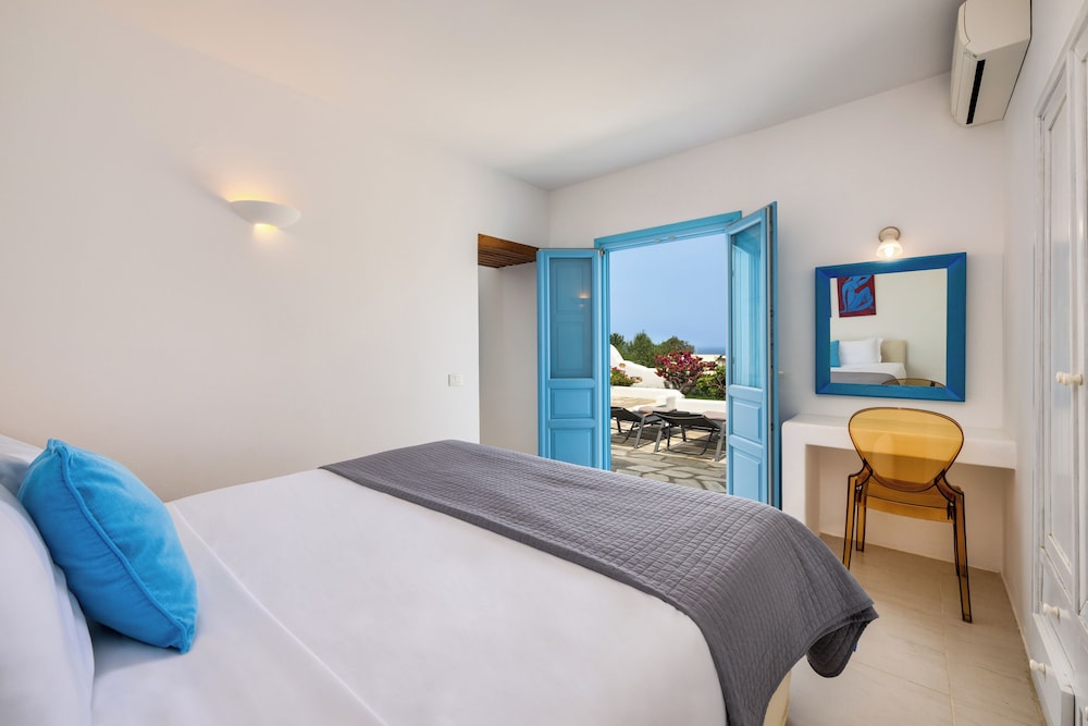 Anema Boutique Hotel & Villas Santorini — Hotel rooms in Imerovigli, South Aegean