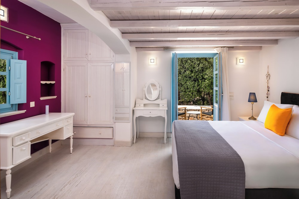 Anema Boutique Hotel & Villas Santorini — Hotel rooms in Imerovigli, South Aegean