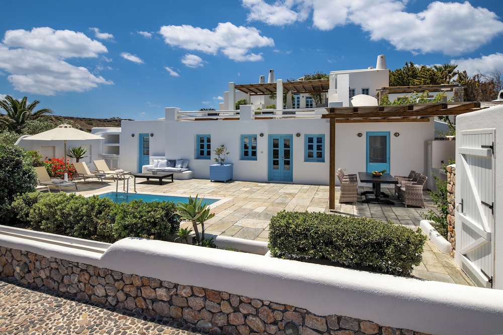 Anema Boutique Hotel & Villas Santorini — Hotel building in Imerovigli, South Aegean