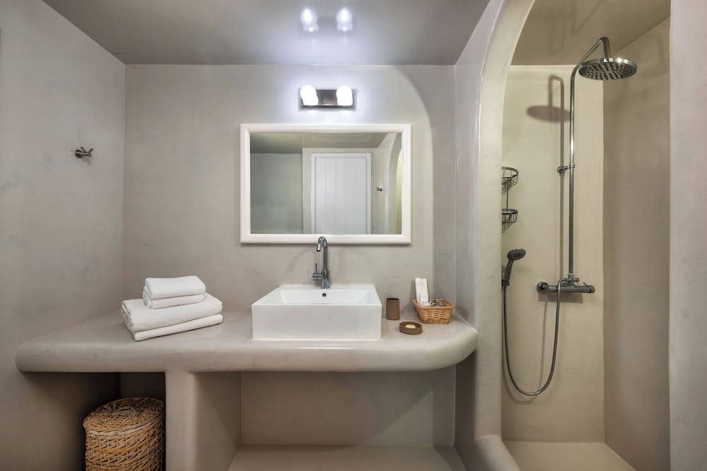 Anema Boutique Hotel & Villas Santorini — Hotel rooms in Imerovigli, South Aegean