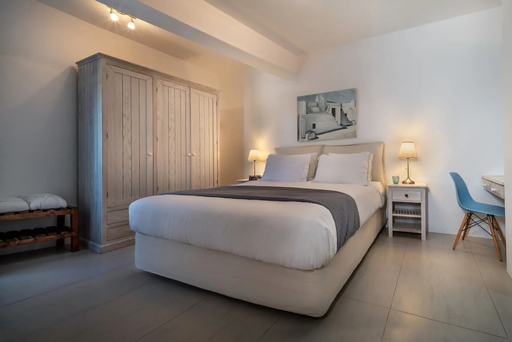 Anema Boutique Hotel & Villas Santorini — Hotel rooms in Imerovigli, South Aegean