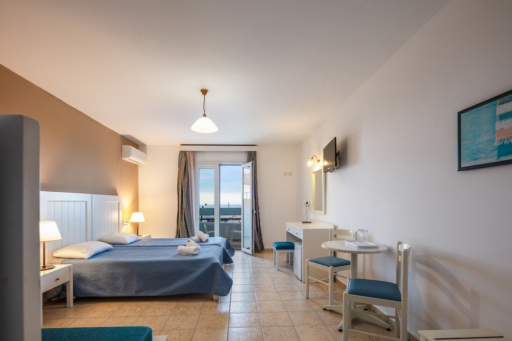 Koni Village Hotel — Hotel rooms in Stalida