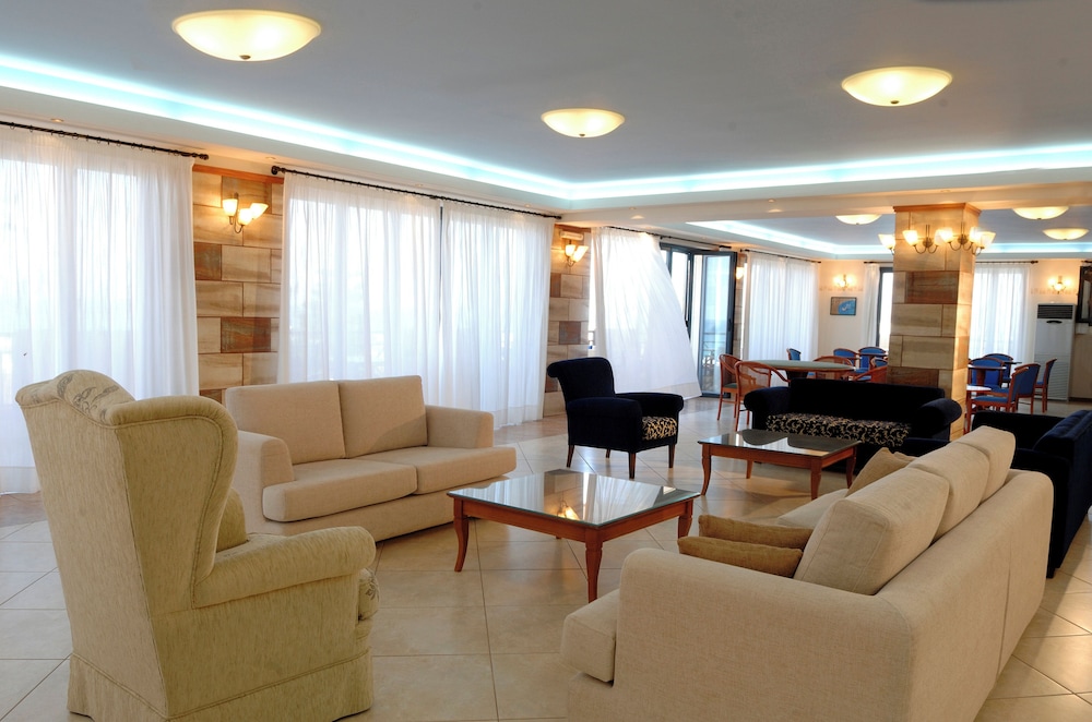 Koni Village Hotel — Hotel rooms in Stalida