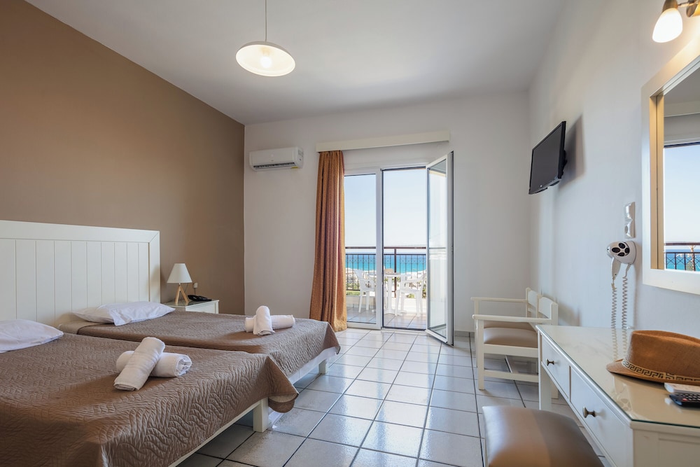 Koni Village Hotel — Rooms in Stalida