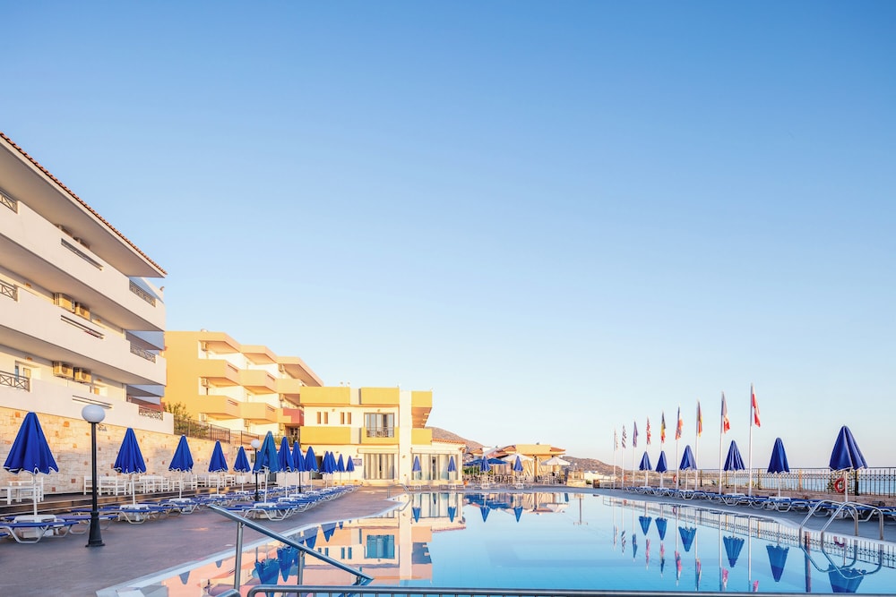 Koni Village Hotel — Pool in Stalida
