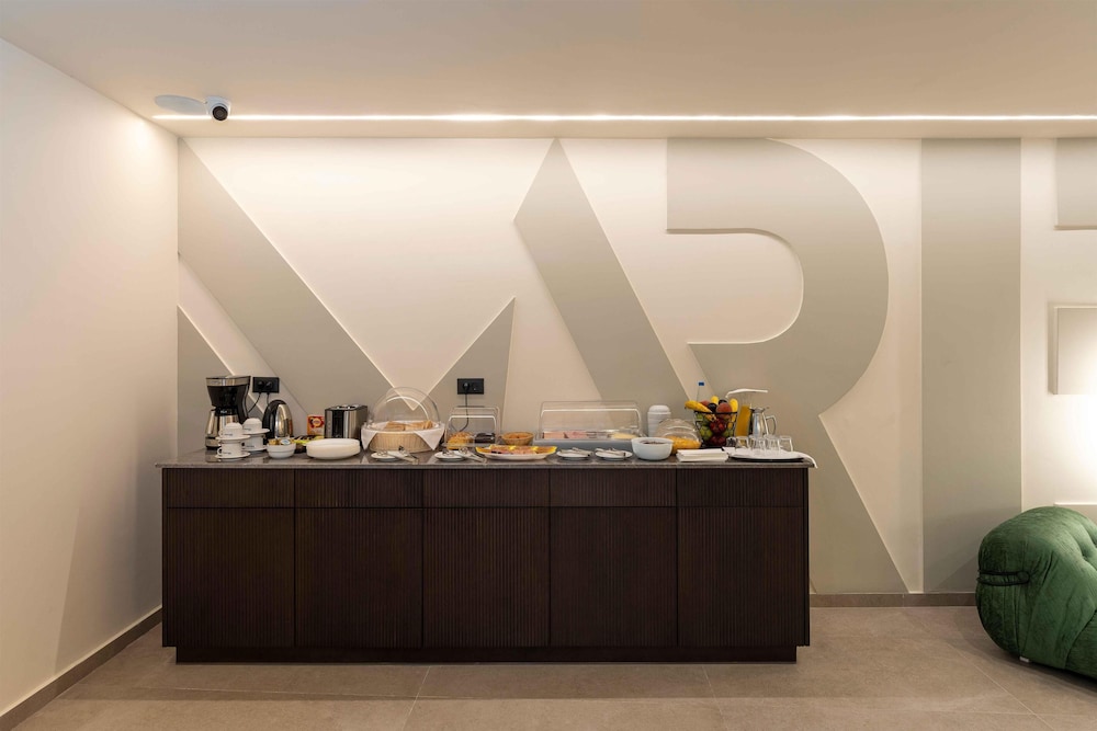 Mariette Rhodes Urban Suites — Restaurant & bars in Rhodes Town, South Aegean
