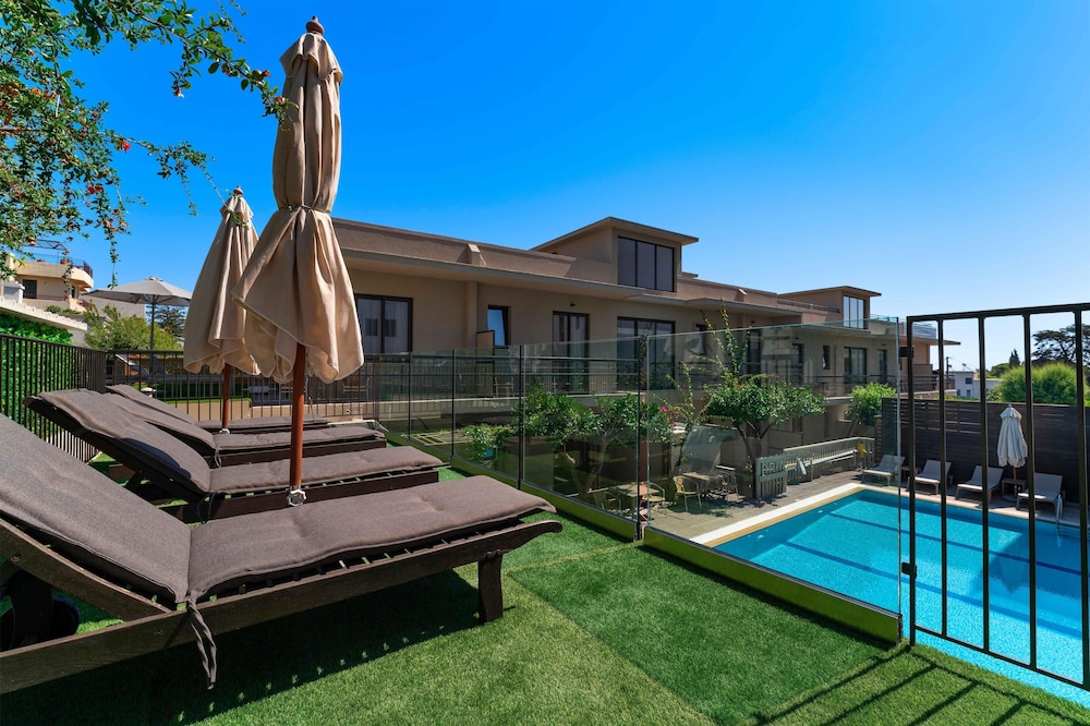 Mariette Rhodes Urban Suites — Swimming pool in Rhodes Town, South Aegean