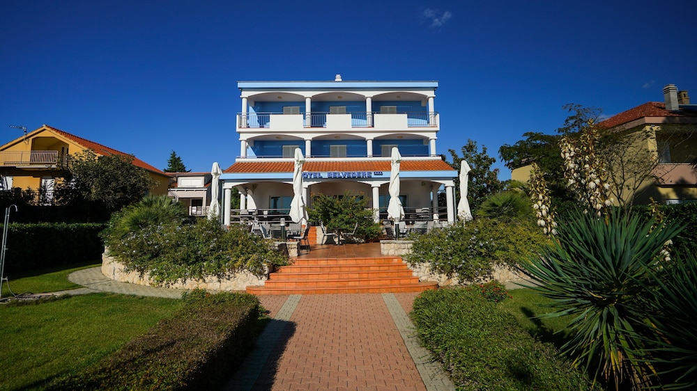 Hotel Belvedere — Hotel building in Sukošan, Zadar