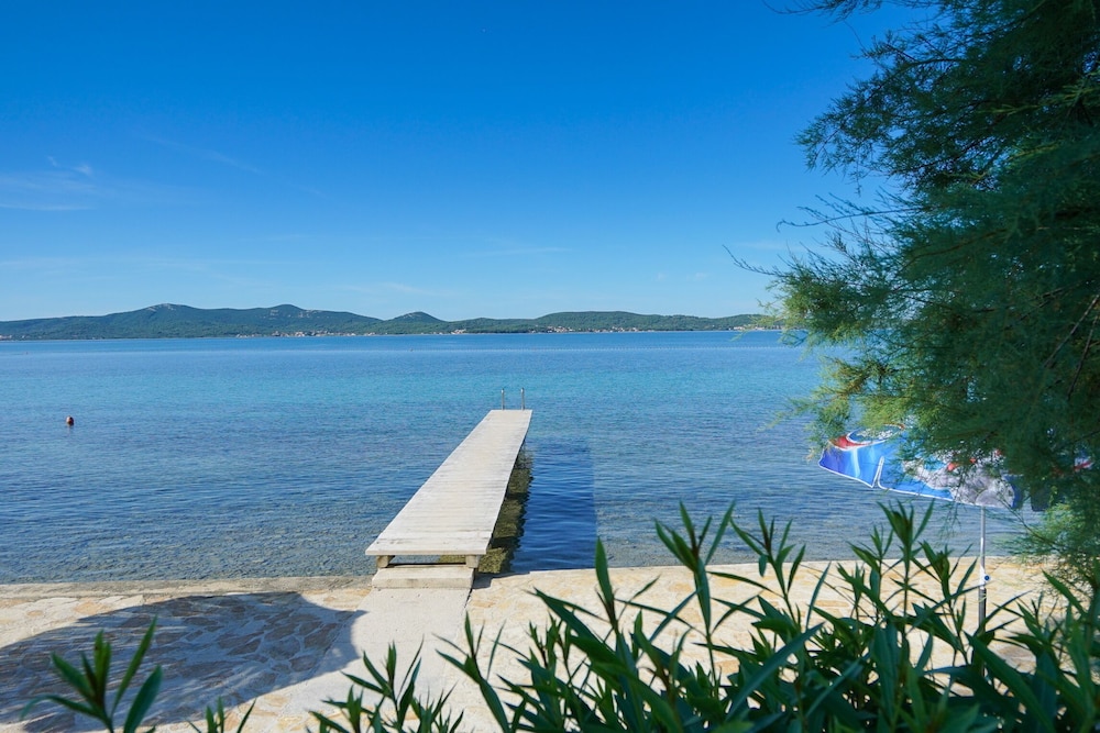 Hotel Belvedere — Beach in Sukošan, Zadar