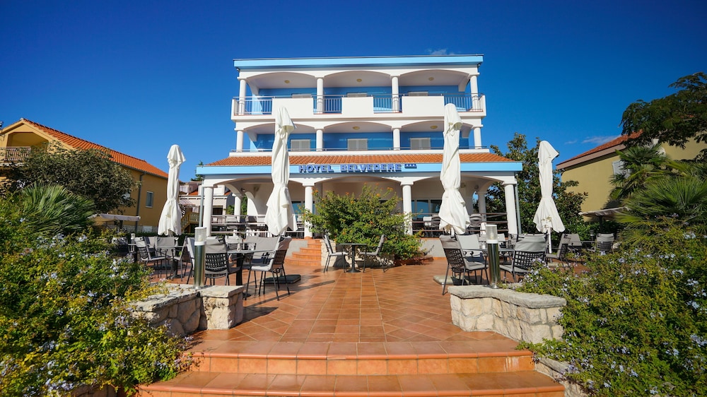 Hotel Belvedere — Hotel building in Sukošan, Zadar