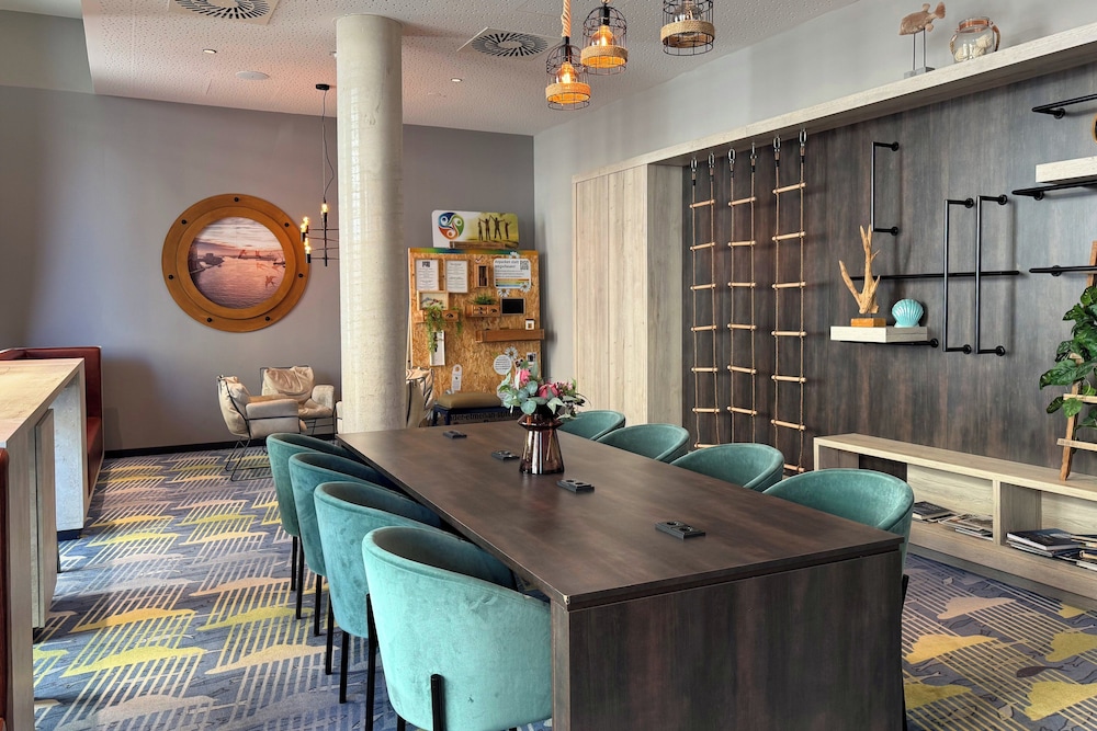 Holiday Inn - the niu, Yen Hamburg City by IHG — Restaurant & bars in Hamburg, Hamburg