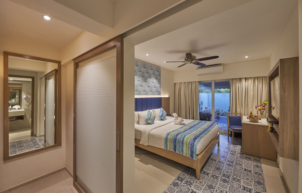 Royal Orchid Beach Resort & Spa — Hotel rooms in Utorda, Goa