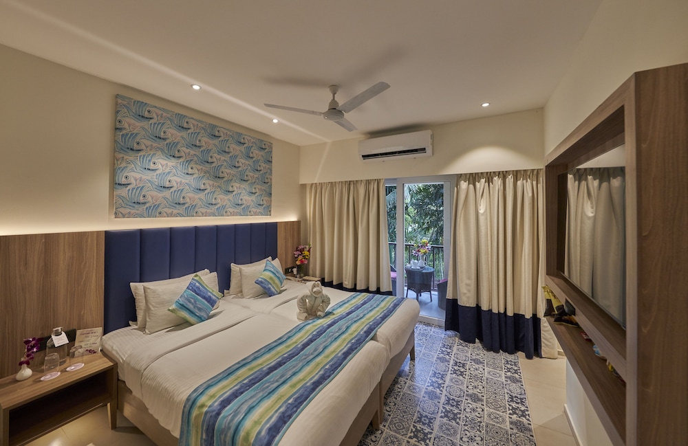 Royal Orchid Beach Resort & Spa — Hotel rooms in Utorda, Goa