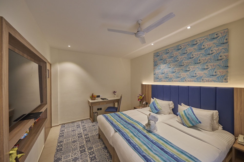 Royal Orchid Beach Resort & Spa — Hotel rooms in Utorda, Goa
