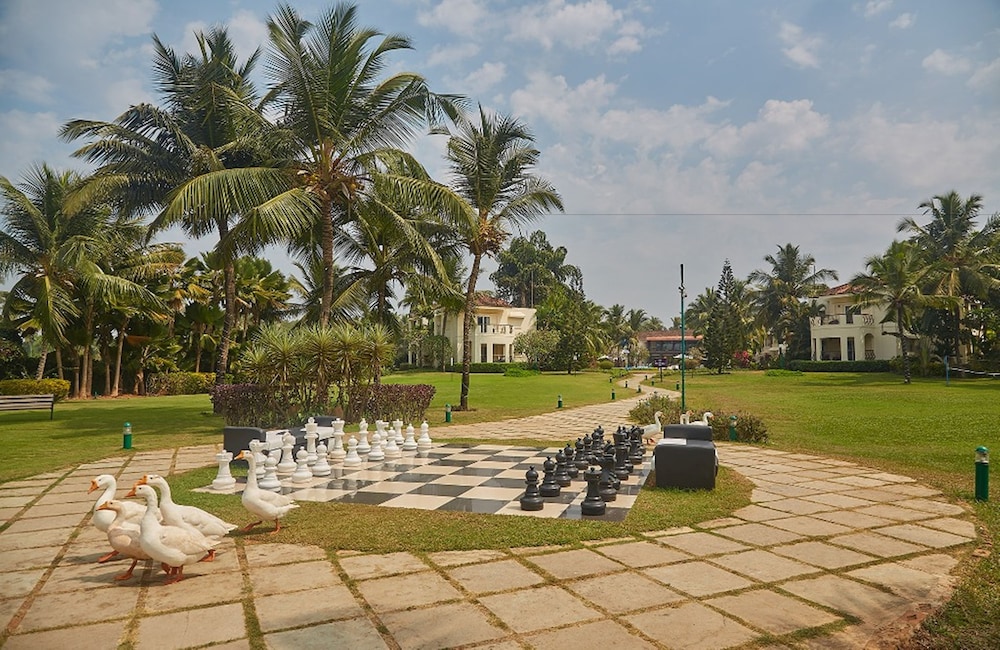 Royal Orchid Beach Resort & Spa — Sports & recreation in Utorda, Goa