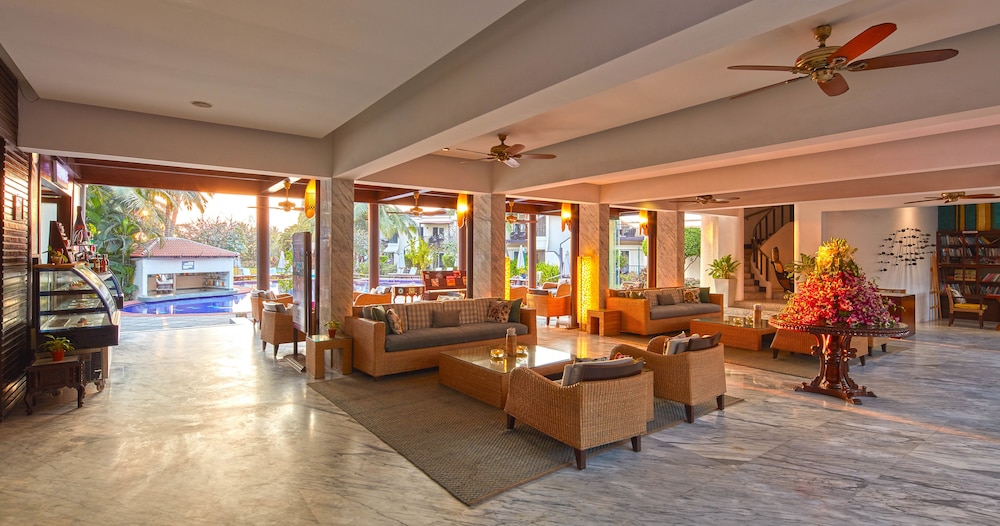 Royal Orchid Beach Resort & Spa — Hotel building in Utorda, Goa