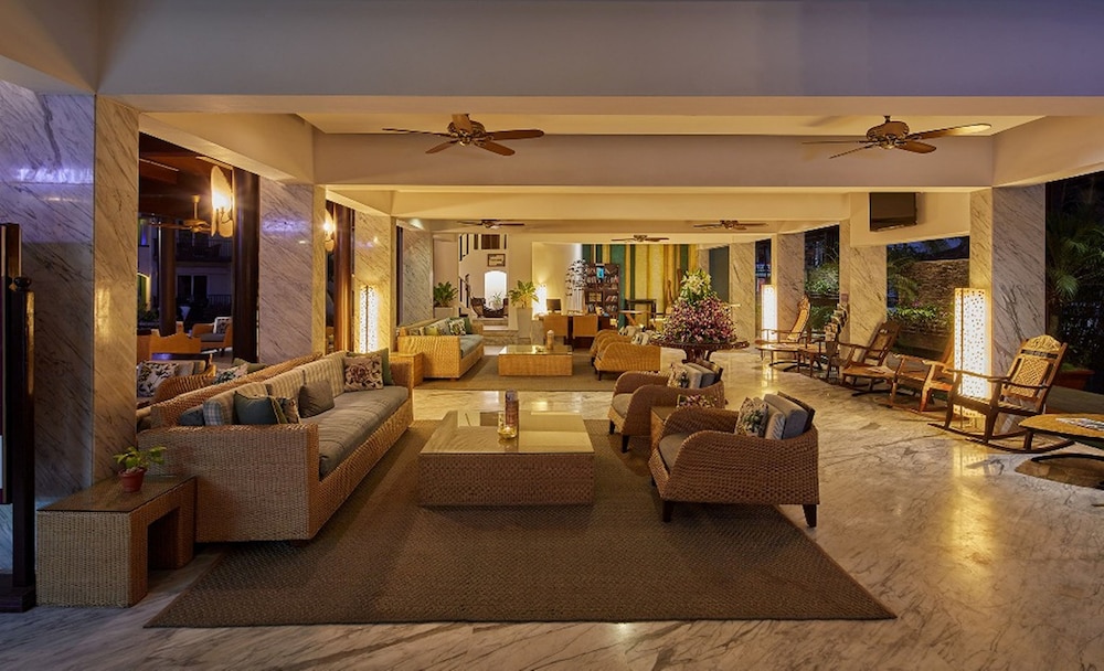 Royal Orchid Beach Resort & Spa — Hotel building in Utorda, Goa