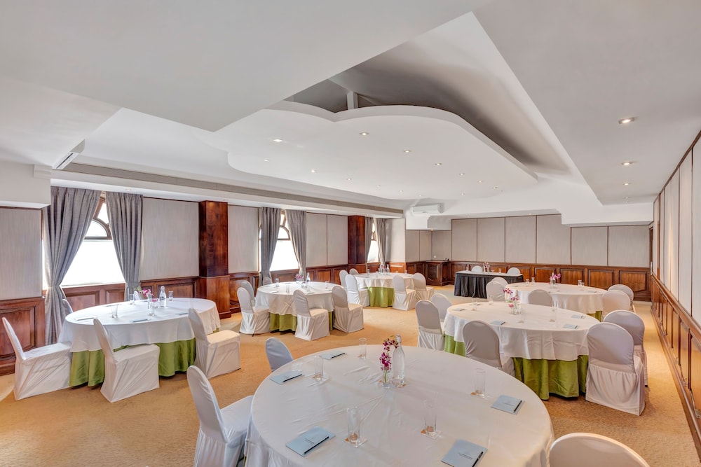 Club Mahindra Emerald Palms, Goa — Restaurant & bars in Varca, Goa