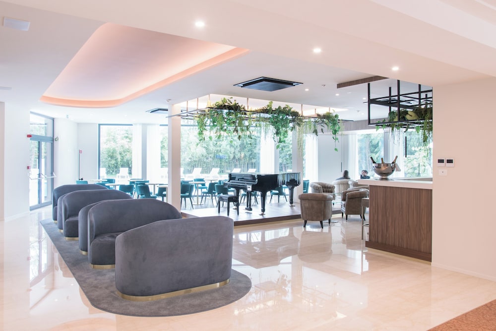 Villa Nicolli Romantic Resort - Adults Only — Restaurant & bars in Riva del Garda, Trentino-Alto Adige