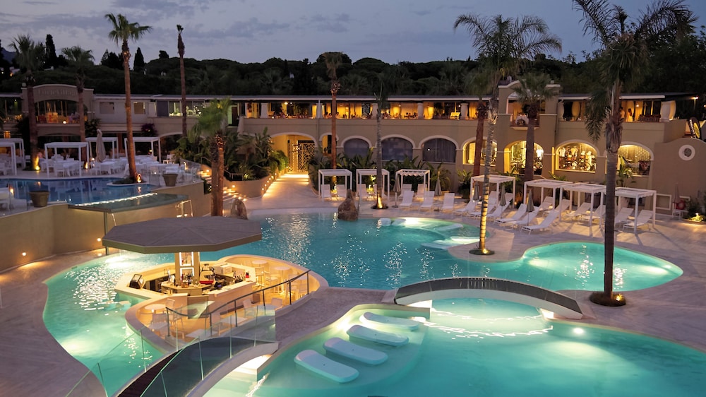 Forte Village Resort - Il Bouganville — Swimming pool in Santa Margherita di Pula, Sardinia