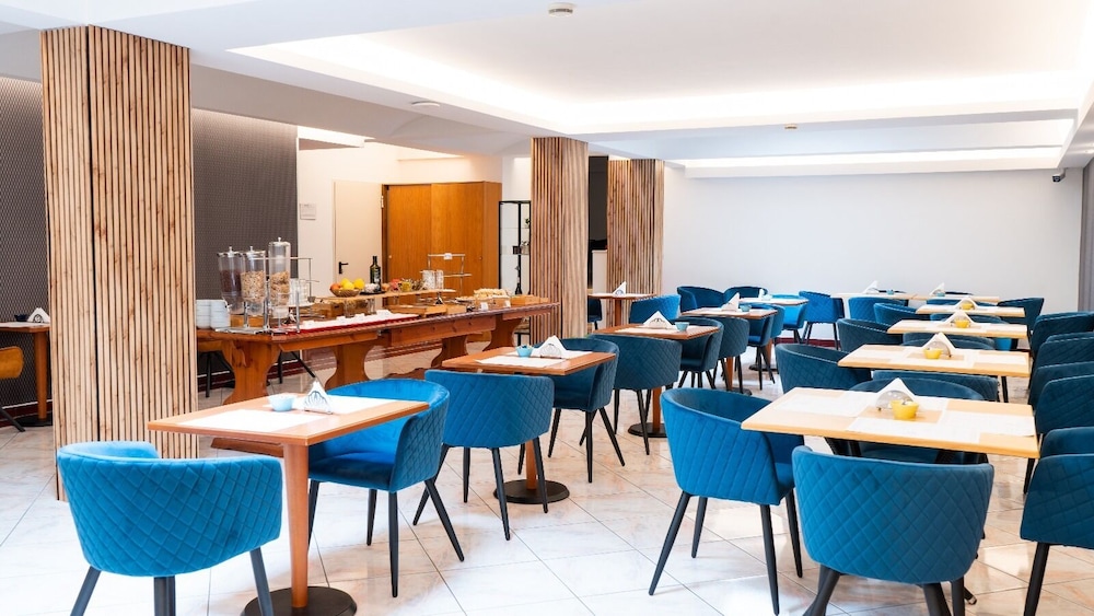Diana Pompei — Restaurant & bars in Pompei, Campania