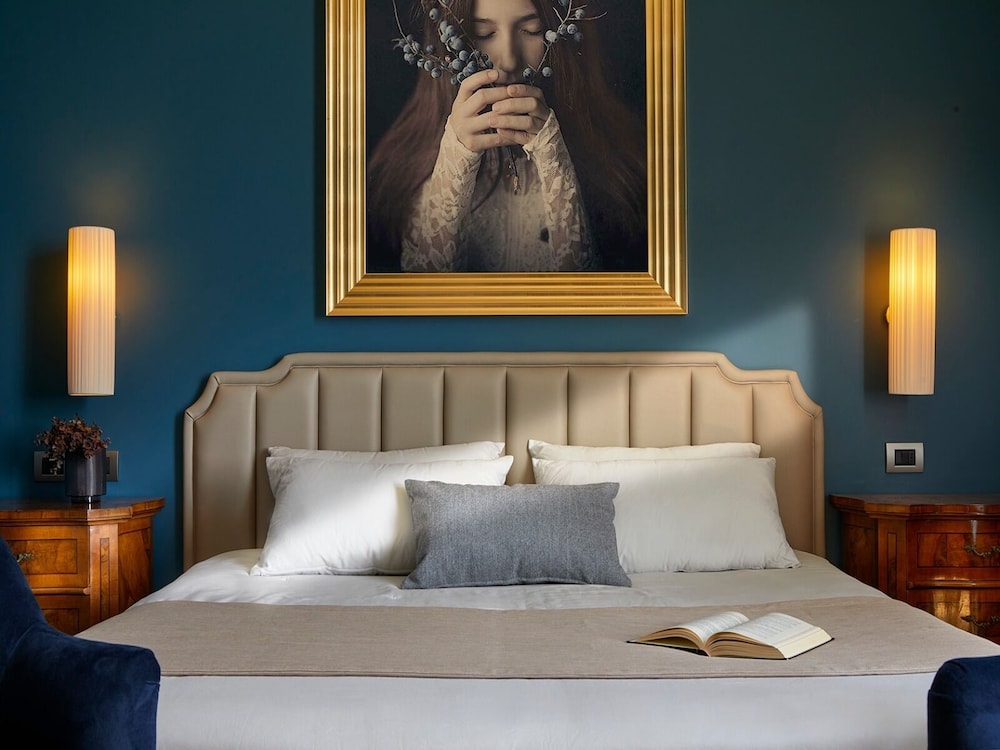 Hotel Villa Del Sogno — Hotel rooms in Gardone Riviera, Lombardy