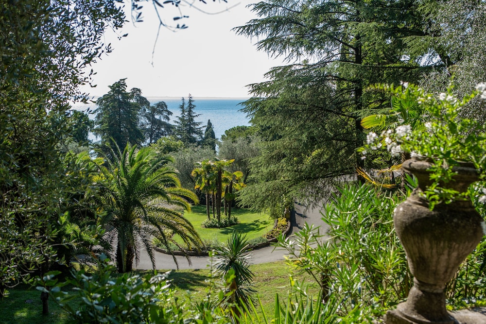 Hotel Villa Del Sogno — Attractions in the area in Gardone Riviera, Lombardy