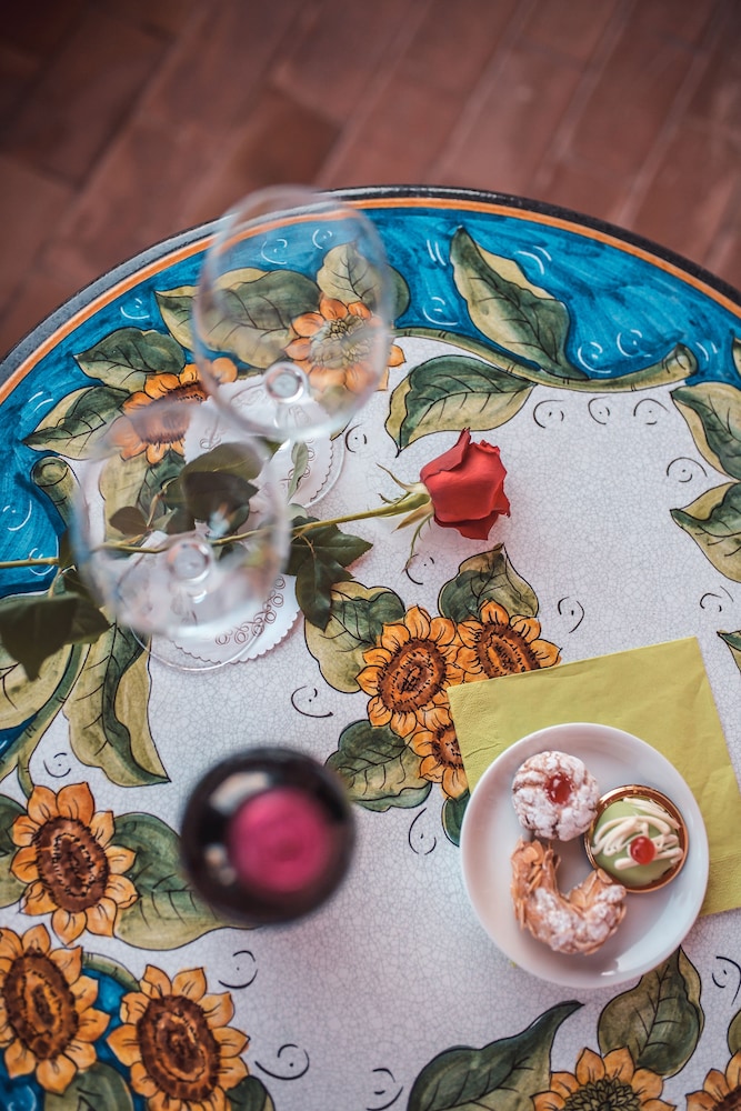 Hotel Villa Sirina — Restaurant & bars in Taormina, Sicily