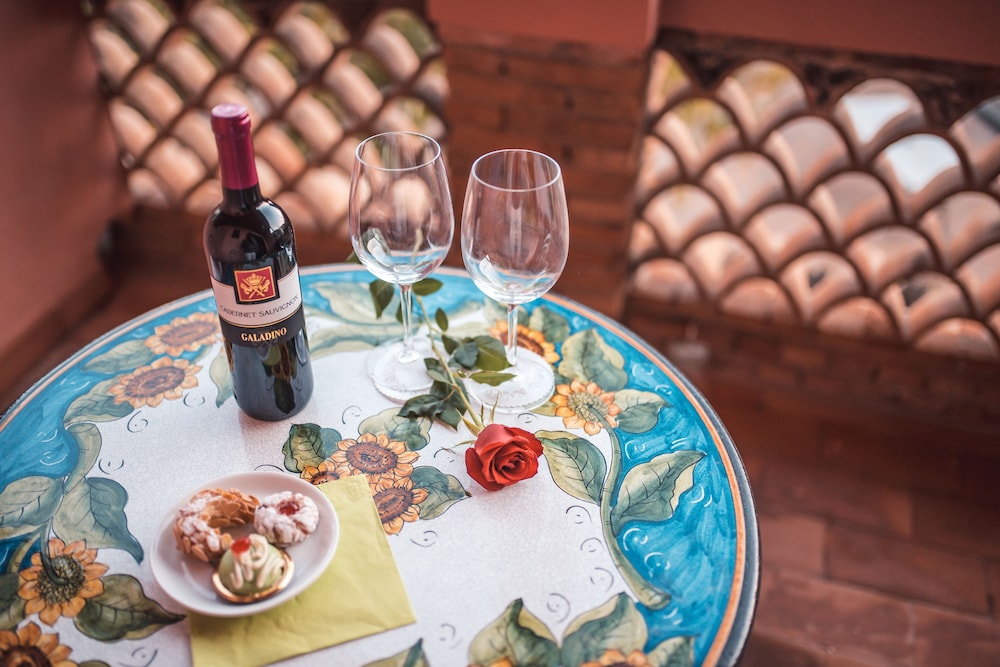 Hotel Villa Sirina — Restaurant & bars in Taormina, Sicily