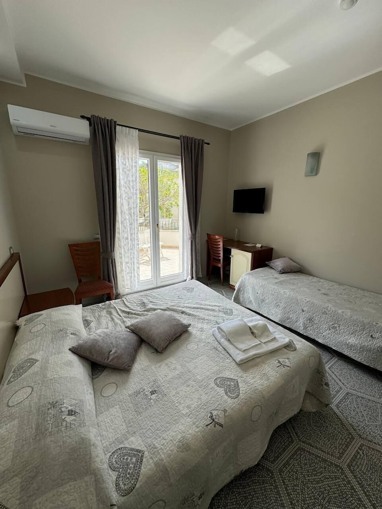 Leon d'Oro — Hotel rooms in Corleone, Sicily
