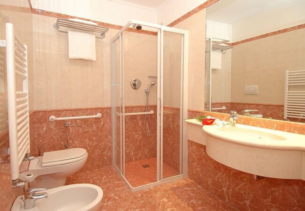 Leon d'Oro — Hotel rooms in Corleone, Sicily
