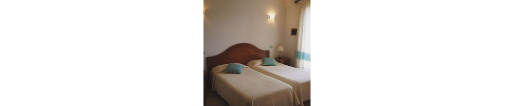 Hotel Le Anfore — Hotel rooms in Villasimius, Sardinia