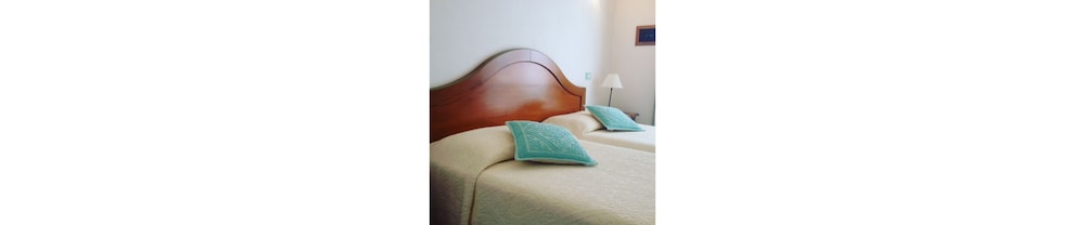 Hotel Le Anfore — Hotel rooms in Villasimius, Sardinia