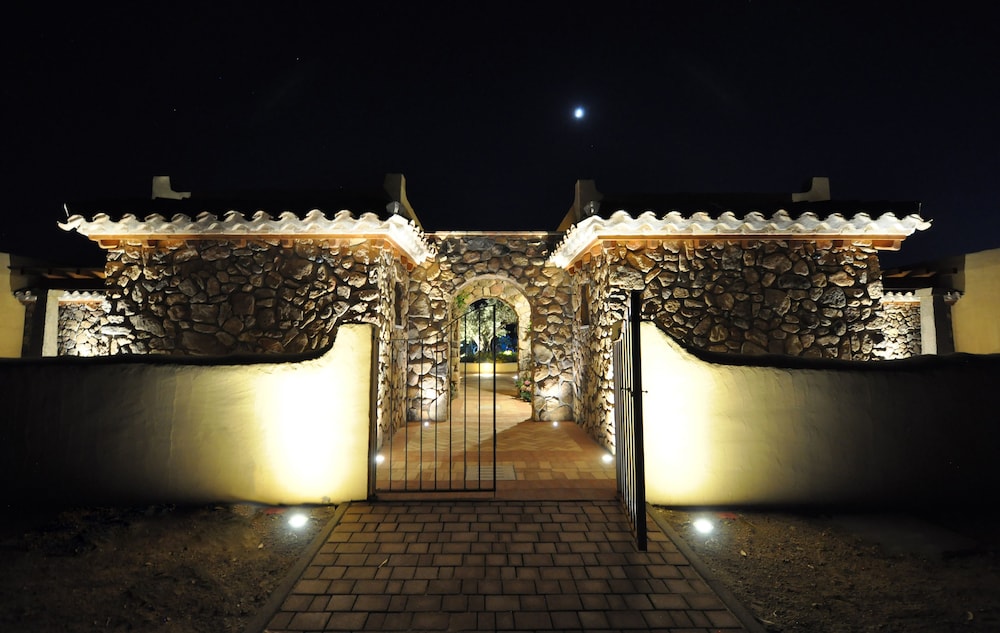 Hotel Le Anfore — Hotel building in Villasimius, Sardinia
