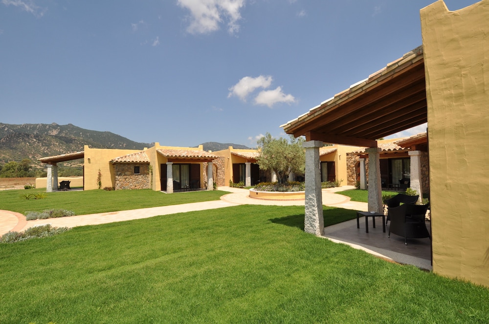 Hotel Le Anfore — Swimming pool in Villasimius, Sardinia