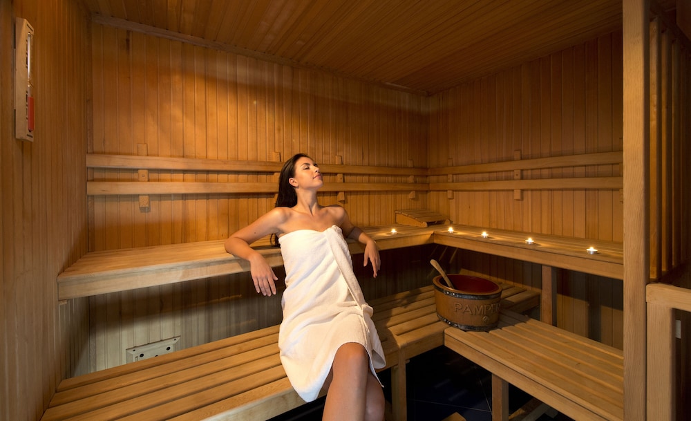 Hotel D120 — Spa in Olgiate Olona, Lombardy