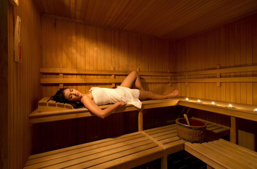 Hotel D120 — Spa in Olgiate Olona, Lombardy