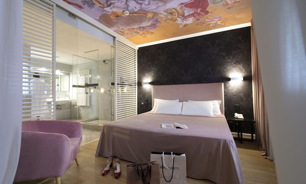 Hotel D120 — Hotel rooms in Olgiate Olona, Lombardy
