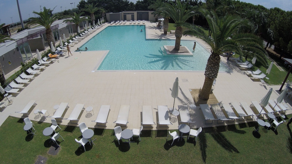 Eureka Palace Hotel Spa — Swimming pool in Noto, Sicily