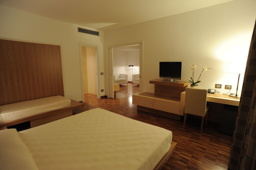 Eureka Palace Hotel Spa — Hotel rooms in Noto, Sicily