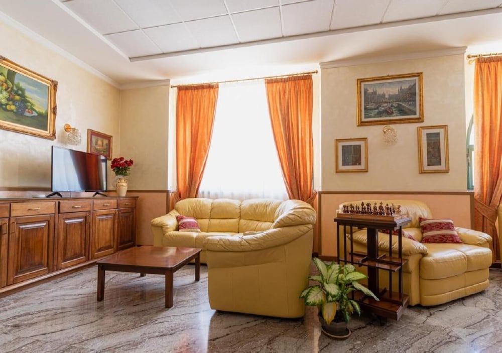 Villa Delle Rose — Main photo in Oristano, Sardinia