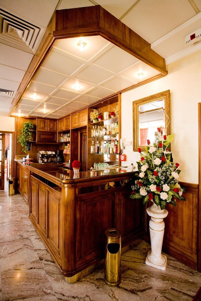 Villa Delle Rose — Restaurant & bars in Oristano, Sardinia